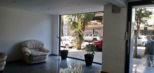Imagen 4 de 27 de Un Ambiente Al Frente - La Perla