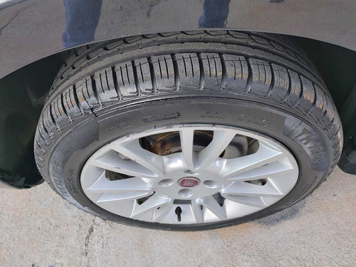 Fiat Bravo Essence 1.8 16v 2012/2012