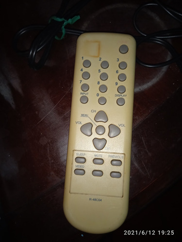 Imagen 8 de 9 de Televisor 20 Pulgadas Daewoo Perfecto Estado Con Control Tv
