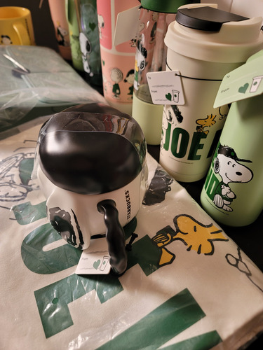 Starbucks Snoopy Peanuts 2025 Completa 15 Pzs Partes 1 Y 2 Blanco