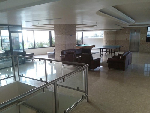 Hotel En Venta En Macuto! Precio A Consultar 24-717