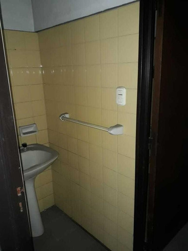 Imagen 11 de 12 de Excelente Local Comercial En Alquiler, La Tablada