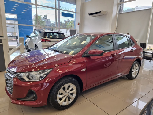 Imagen 6 de 23 de Chevrolet Onix Lt Tech 5p Ph
