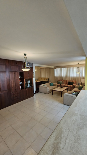 Apartamento En Venta El Milagro Edificio Rogal Hotel Paseo