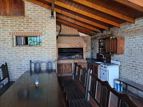 Propiedad En Venta Casa Tipo Chalet En Merlo - Buenos Aires Libertad Barrio El Palomo