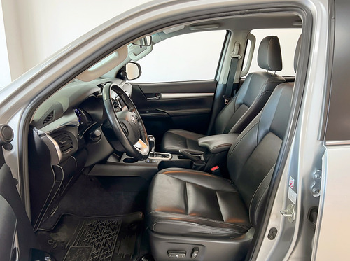 Toyota Hilux Pick-Up 2.8 Cd Srx 177cv 4x2 At