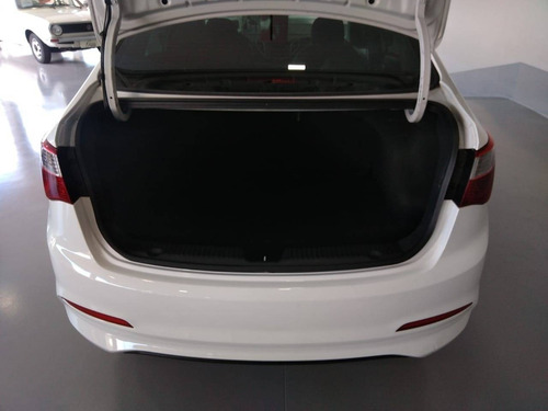 Hyundai Hb20s 1.6 Comfort Plus 16v Flex 4p Manual