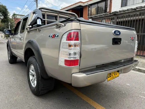 Ford Ranger 2.5 Diesel 4x4 XTL