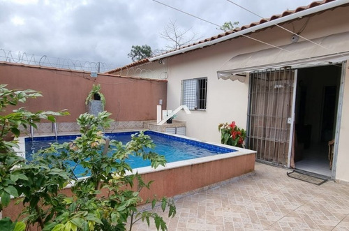 Imagem 2 de 10 de Casa No Bairro São João Em Itanhaém