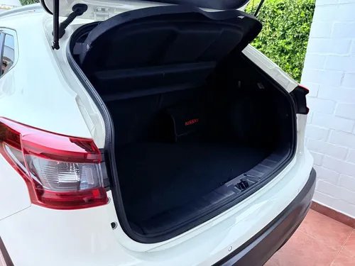 Nissan Qashqai 2.0 Advance 142 hp