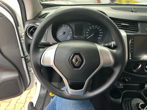 Renault Alaskan Zen Mt 4x4 Diesel Accesorizada Mod 2023