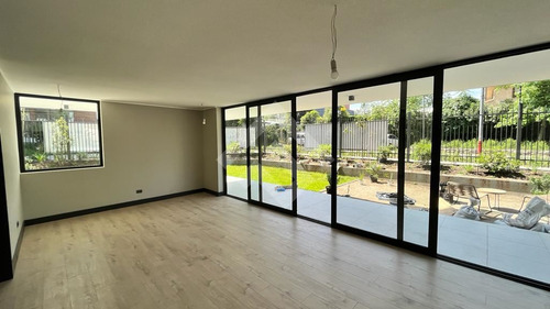 Departamento En Venta De 3 Dorm. En Vitacura