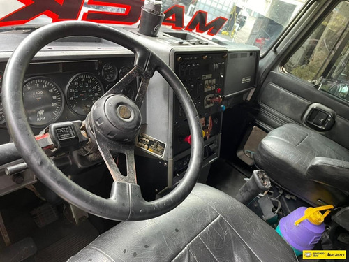 Mack Ch Camarote