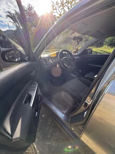 Suzuki Vitara Live 2022 Mt 4x2