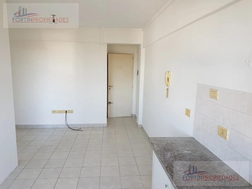 Imagen 4 de 7 de Departamento - Policlinico