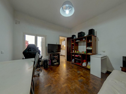Venta Departamento 1 Dormitorio República De La Sexta