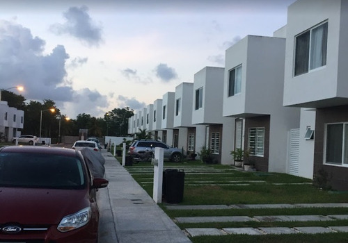 Imagen 17 de 19 de Casa En Venta Playa Del Carmen. Rsz