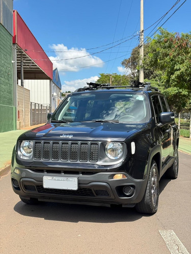 Jeep Renegade 1.8 Flex Aut. 5p