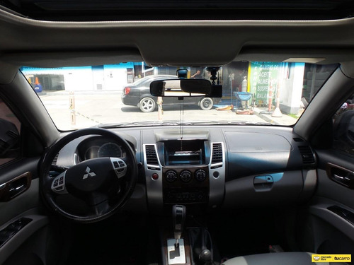 Imagen 15 de 17 de Mitsubishi Nativa