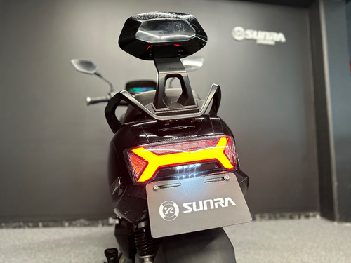 Imagen 8 de 19 de Scooter Sunra R-bot Doble Litio 2023