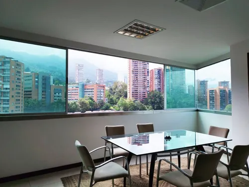 Oficina En Venta, El Poblado