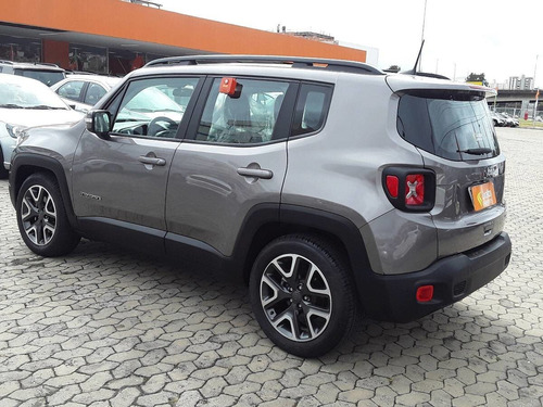 Imagem 2 de 9 de Jeep Renegade 1.8 16v Flex Longitude 4p Automático