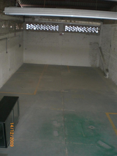 Imagen 2 de 8 de Bodega En Renta