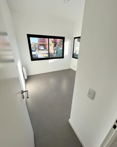Imagen 7 de 10 de Casa Barrio Santa Emilia - Pilar
