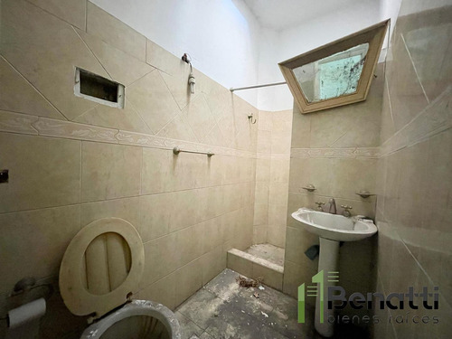Imagen 22 de 30 de Venta En Block. 2 Locales Y 4 Dptos. Ideal Inversionista.