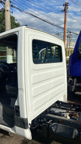 Imagem 2 de 10 de Iveco 35s14 2014 No Chassis