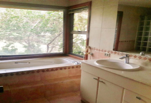 Lo Pinto, Estupenda Casa 280 M2, 4 Piezas Más Serv