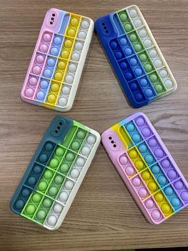 Capa Para iPhone Fidget Toy Antistress Pop It