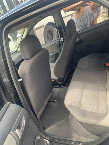 Celta 1.4 Lt. Sedan 5 Puertas.