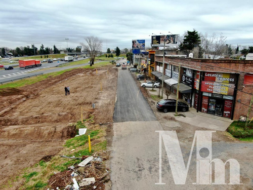 Locales Comerciales En Alquiler Sobre Colectora Ramal Pilar