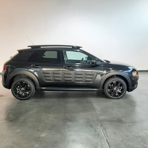 Imagen 5 de 13 de Citroen C-4 Cactus Pure Tech 2018 104.000km Unico Dueño