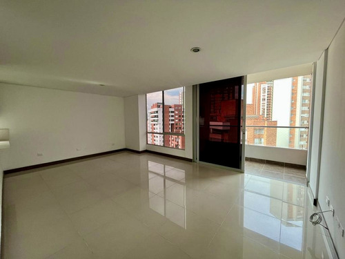 Apartamento En Venta Santa Maria De Los Angeles / Poblado Parte Baja