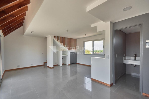 Imagen 12 de 30 de Venta Departamento Duplex 2 Ambientes En Haedo Centro (5b)