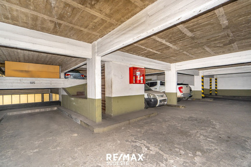 Venta Cocheras 3° Y 4° Piso Soler 100