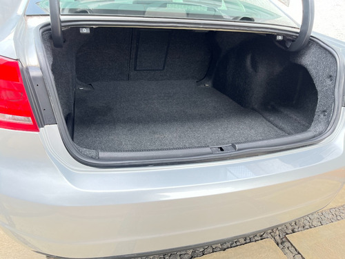 Volkswagen Passat 2.5 Highline L5 P Nave At