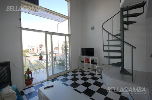 2 Amb En Duplex Olivos.