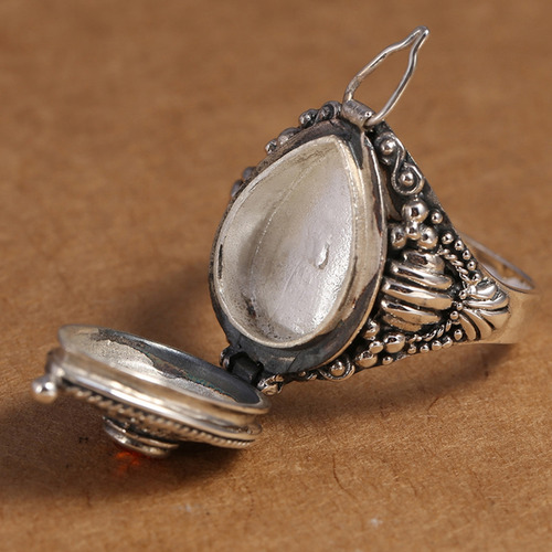 Anillo Gawu Box Con Compartimento Secreto Para Joyas Y Hierb