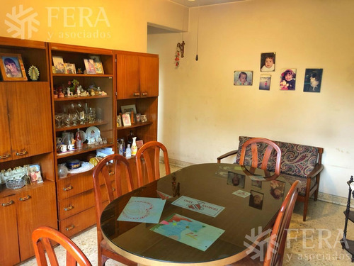 Venta De Departamento De 3 Ambientes En Quilmes (27799)
