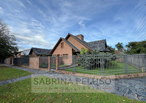 Venta Casa 7 Ambientes Moreno Centro