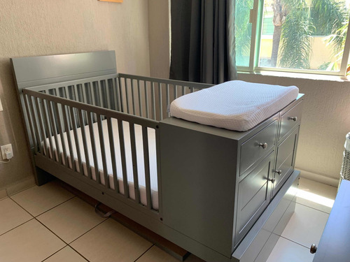 Cama Cuna Color Gris (Usado)