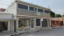 Comprar Jip 25-14228. Rent-a-house Alquila Amplio Espacio Comercial Para Oficinas, Preescolar, Guardería, U Otro Emprendimiento. En La Urb. La Maracaya.
