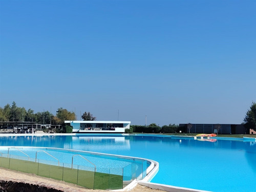Casa En Venta Con Acceso A Laguna Artificial