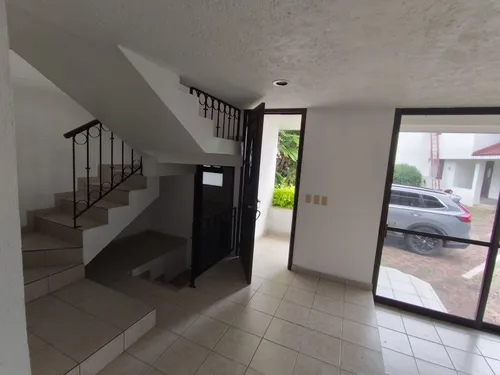 Casa 3 Recámaras Lomas De Cortés Norte De Cuernavaca