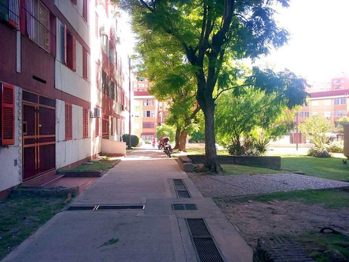 Imagen 1 de 17 de San Pedrito 1500 Pb Flores Barrio Castex 3amb U$40.000