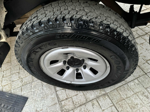 Toyota Hilux 2.4 D/cab 4x2 D