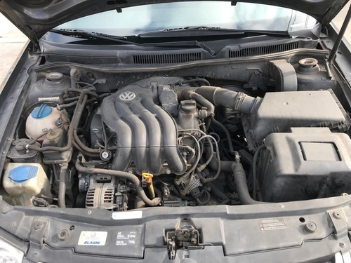 Imagen 16 de 16 de Volkswagen Bora 2.0 Trendline Mt / Nafta / 2009